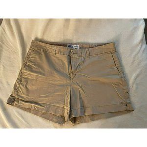 Old Navy Everyday khaki shorts size 14